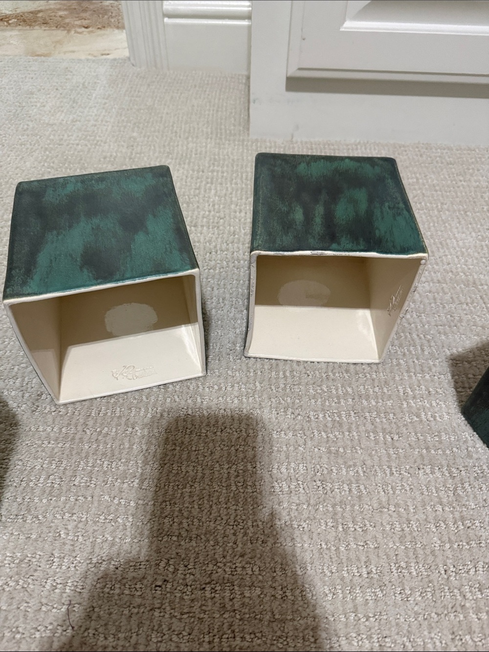 Rustic Green ceramic Bathroom Accessory Set. 6 pieces. - Picture 3 of 4